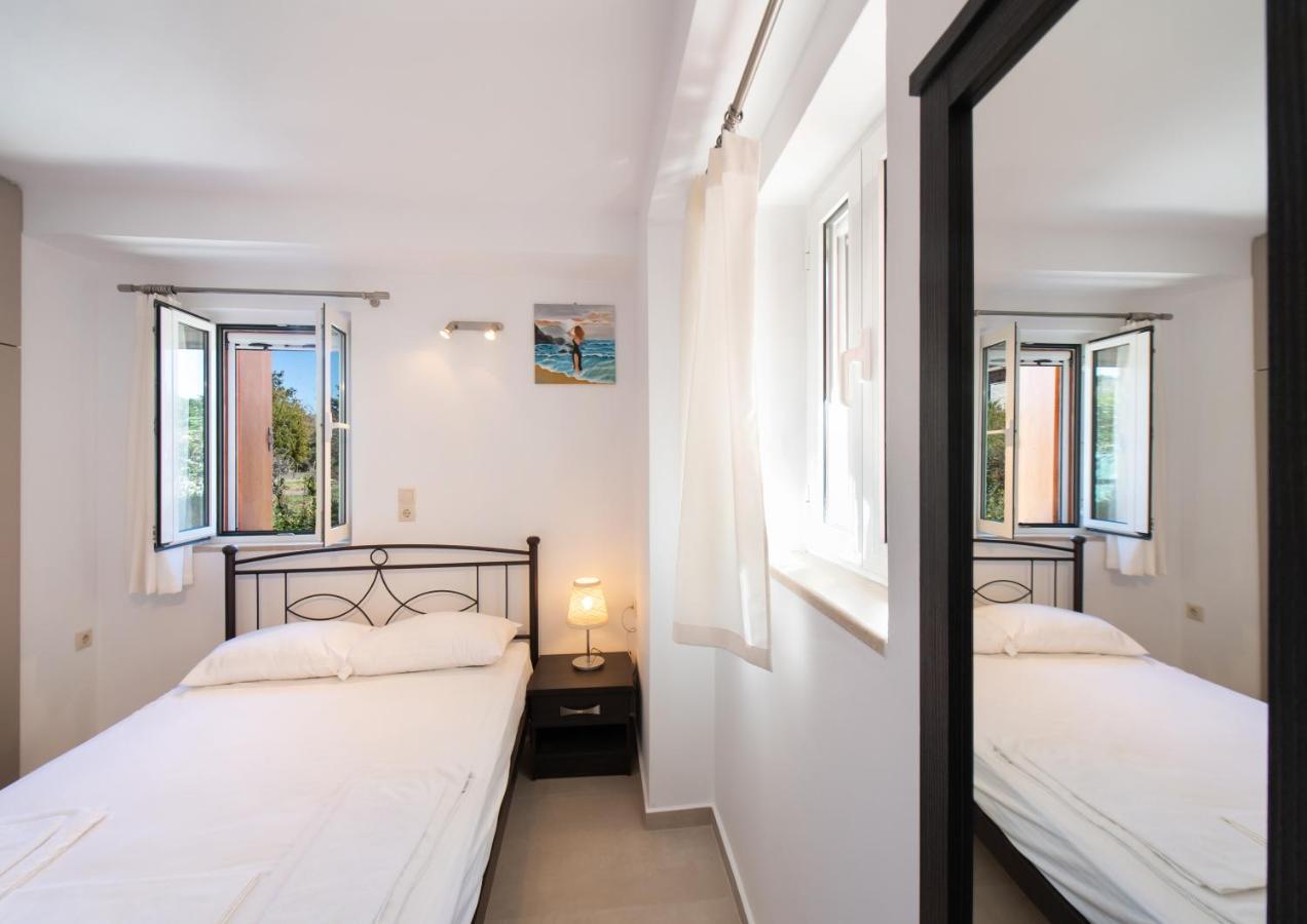 Boursinos Cozy Apartments Lefkada City Luaran gambar