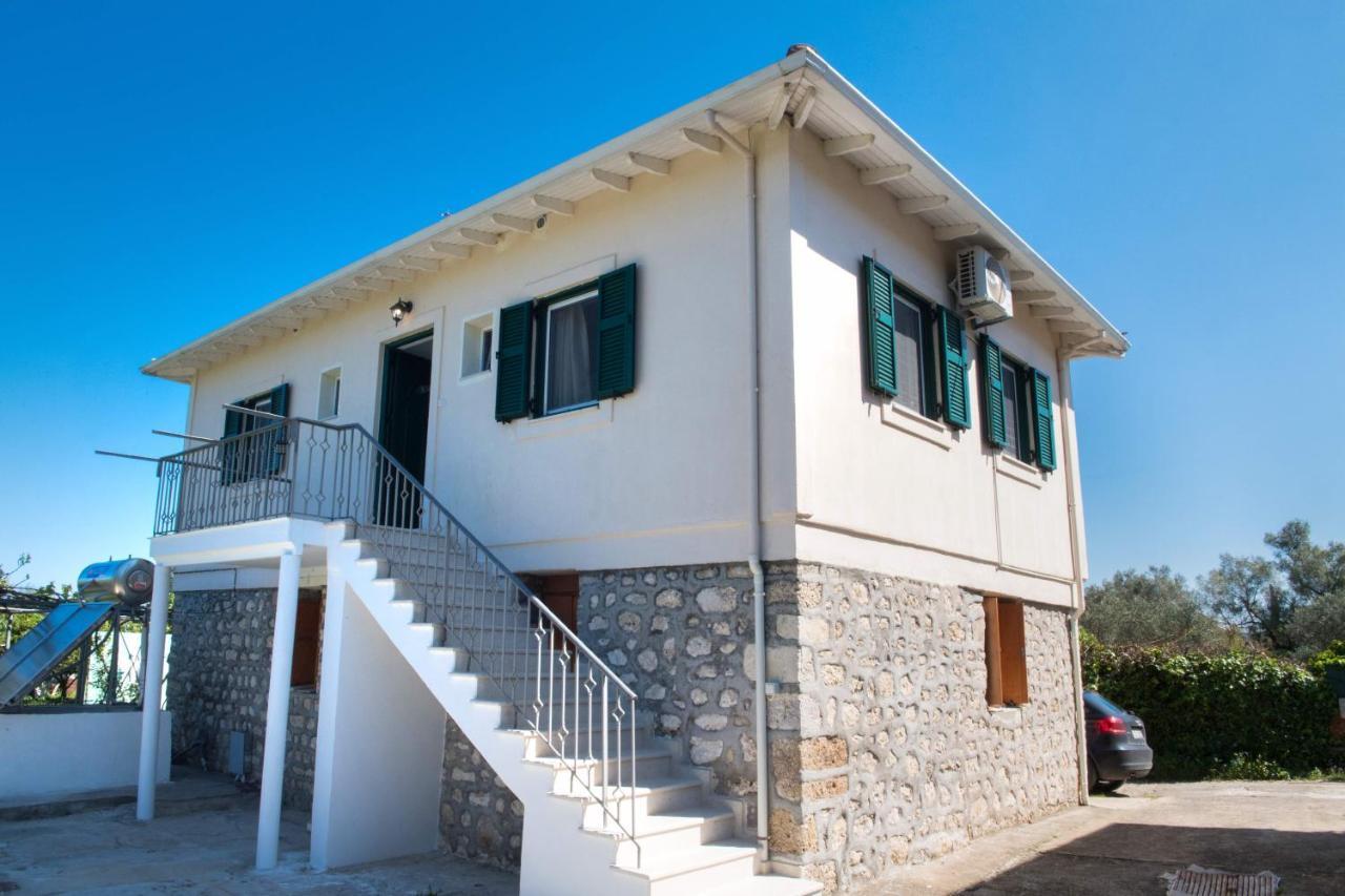 Boursinos Cozy Apartments Lefkada City Luaran gambar