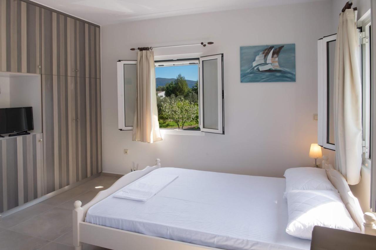 Boursinos Cozy Apartments Lefkada City Luaran gambar